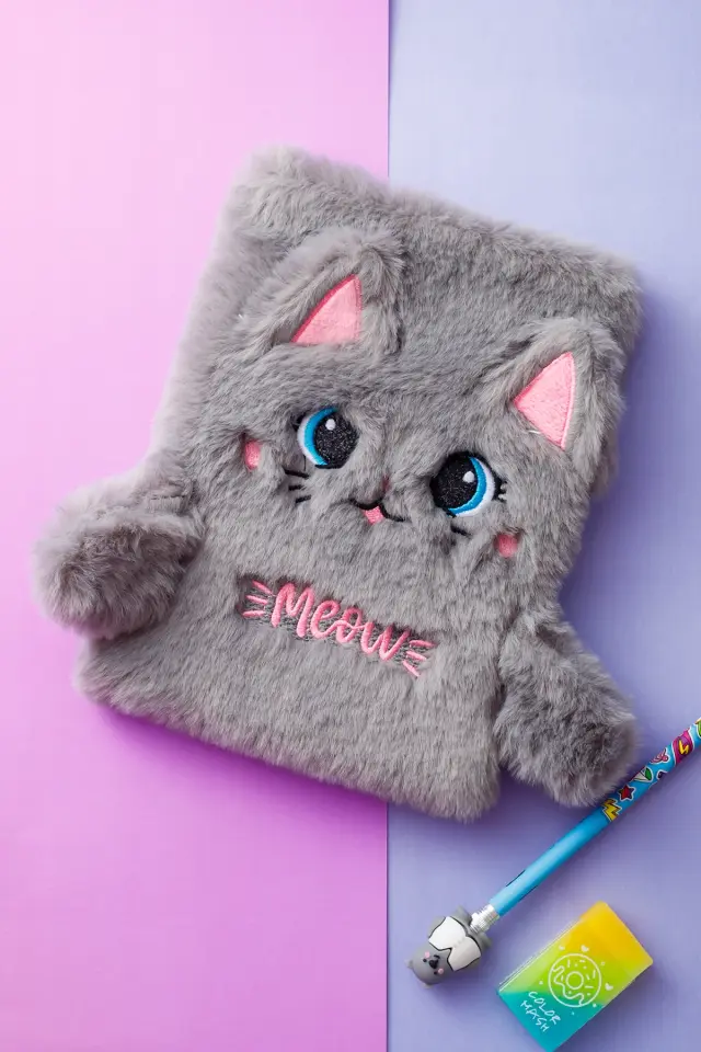 Gri Kedi